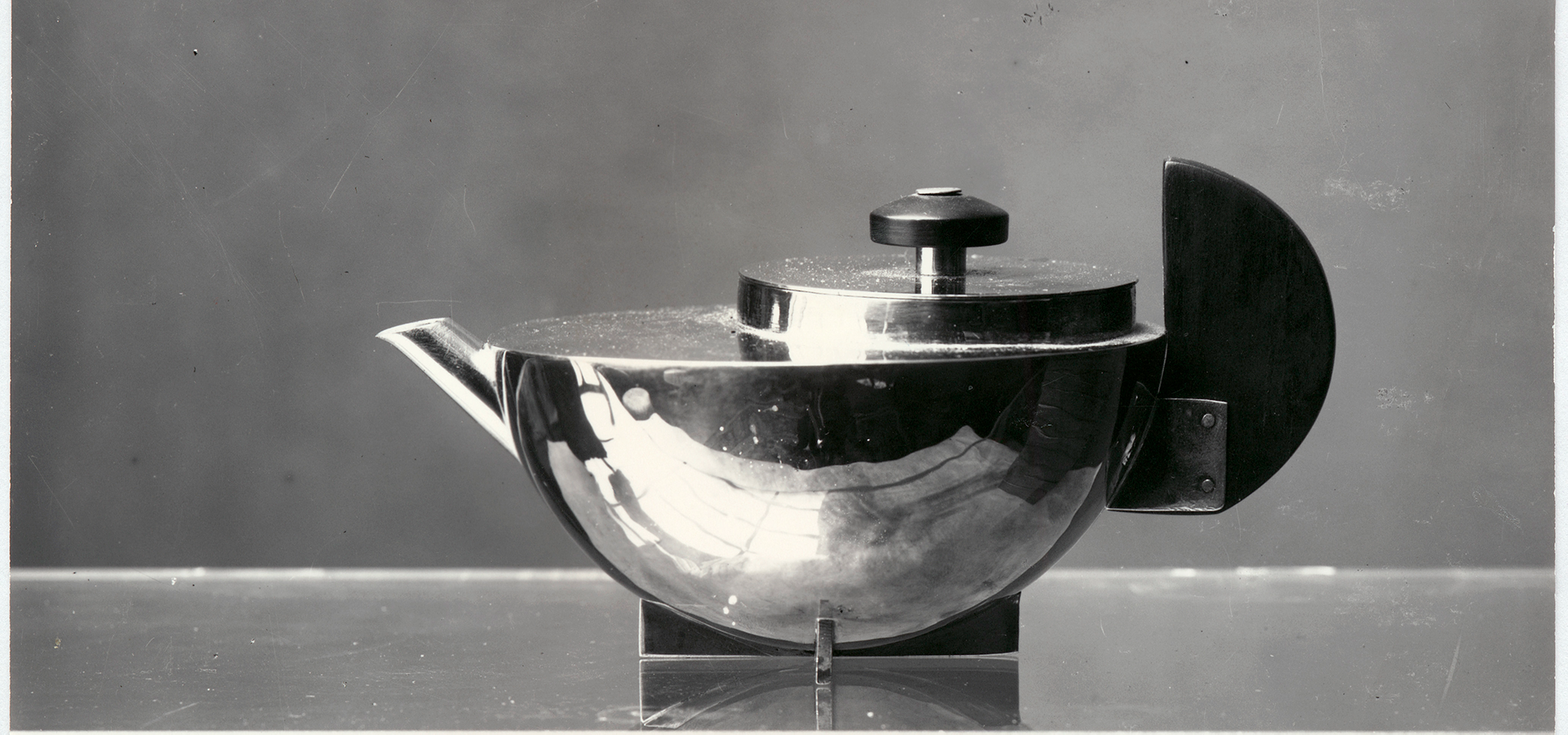 photograph of a Tea infuser from 1924