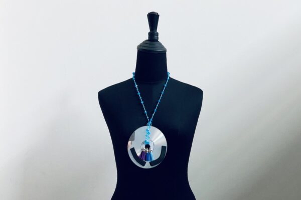 Prototype 4: Simplified necklace design.